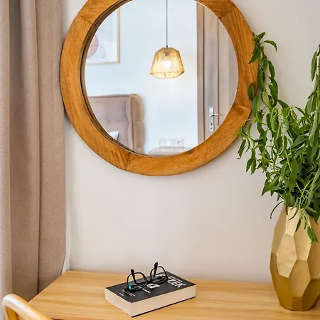 Elite Luxury * Afiartis